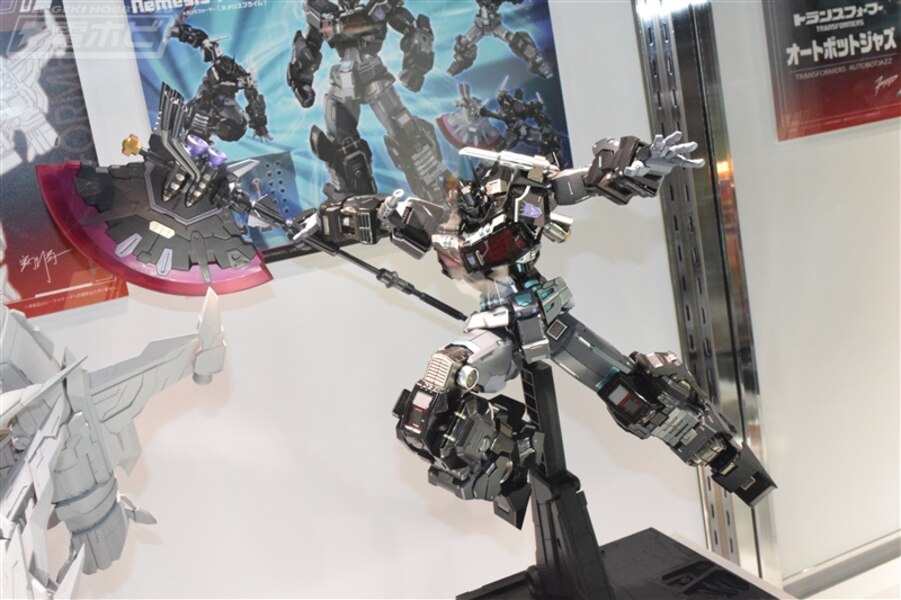 WonderFest 2022 Flame Toys Kuro Kara Kuri Nemesis Prime Image  (36 of 48)